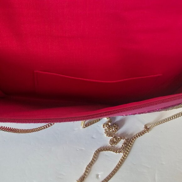 Beaded Geometric Print Fuschia Clutch w/Detachable Chain Strap - Picture 4 of 6